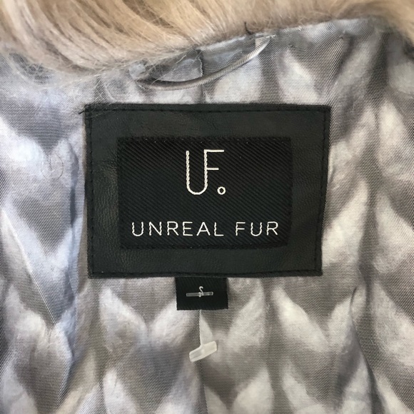Unreal Fur Ombré Wanderlust Jacket size sm… - Picture 9 of 9
